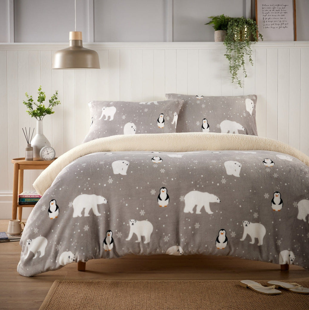 Polar Bear and Penguin Teddy Fleece Duvet Set with Reversible Sherpa Fur Winter Bedding Available in Single Double King Sizes by OLIVIA ROCCO SINGLE / POLAR BEAR & PENGUINS Duvet Cover