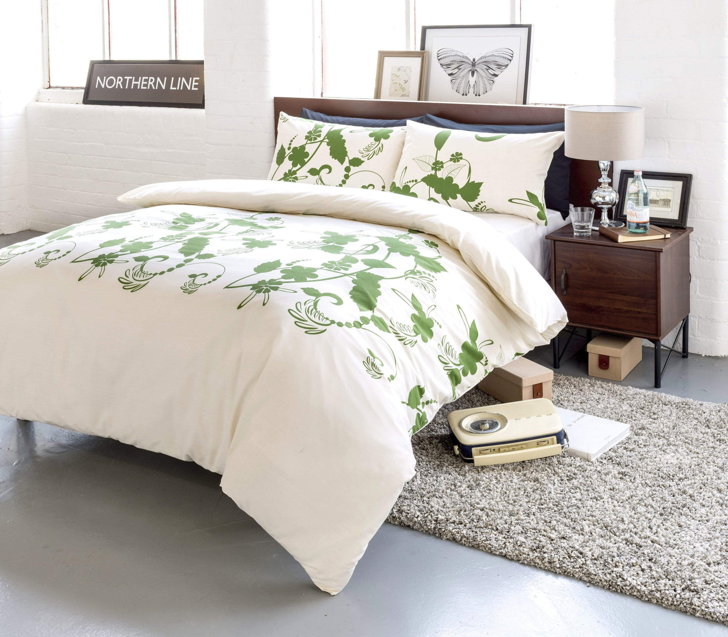 Floral Trail Duvet Set Luxurious Cotton Rich Soft Bedding with Elegant Botanical Design in Single Double King and Super King Sizes OEKO-TEX Certified by OLIVIA ROCCO SUPER KING / CREAM & GREEN Duvet Cover