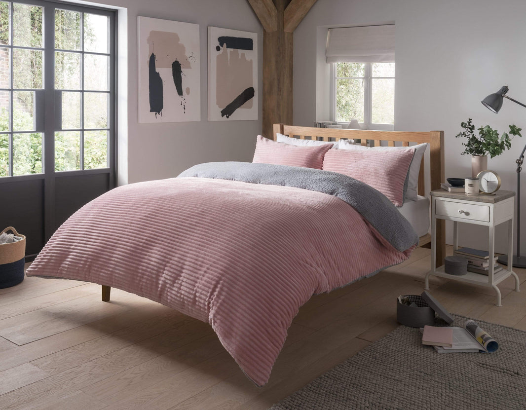 Ribbed Fleece Reversible and Plush Teddy Duvet Set for Cosy Winter Nights Multiple Sizes & Elegant Colours OEKO-TEX Certified by OLIVIA ROCCO SINGLE / BLUSH PINK Duvet Cover