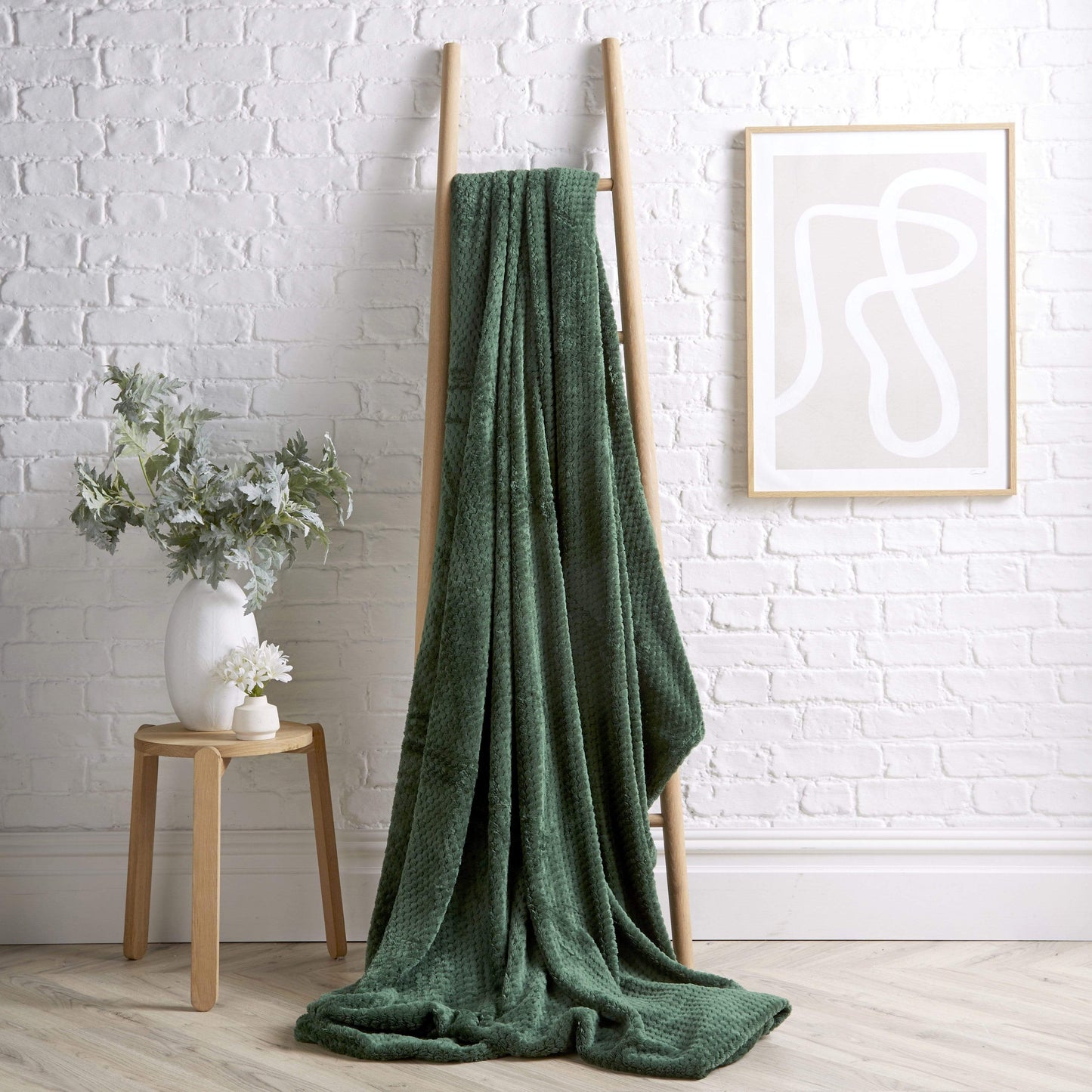 Oversized Chunky Soft Fleece Blanket Cloud Throw Faux Fur Polyester Blend Warm Stylish Home Decor Double King Beds Sofas by OLIVIA ROCCO 150 x 200 cm / EMERALD GREEN Throw