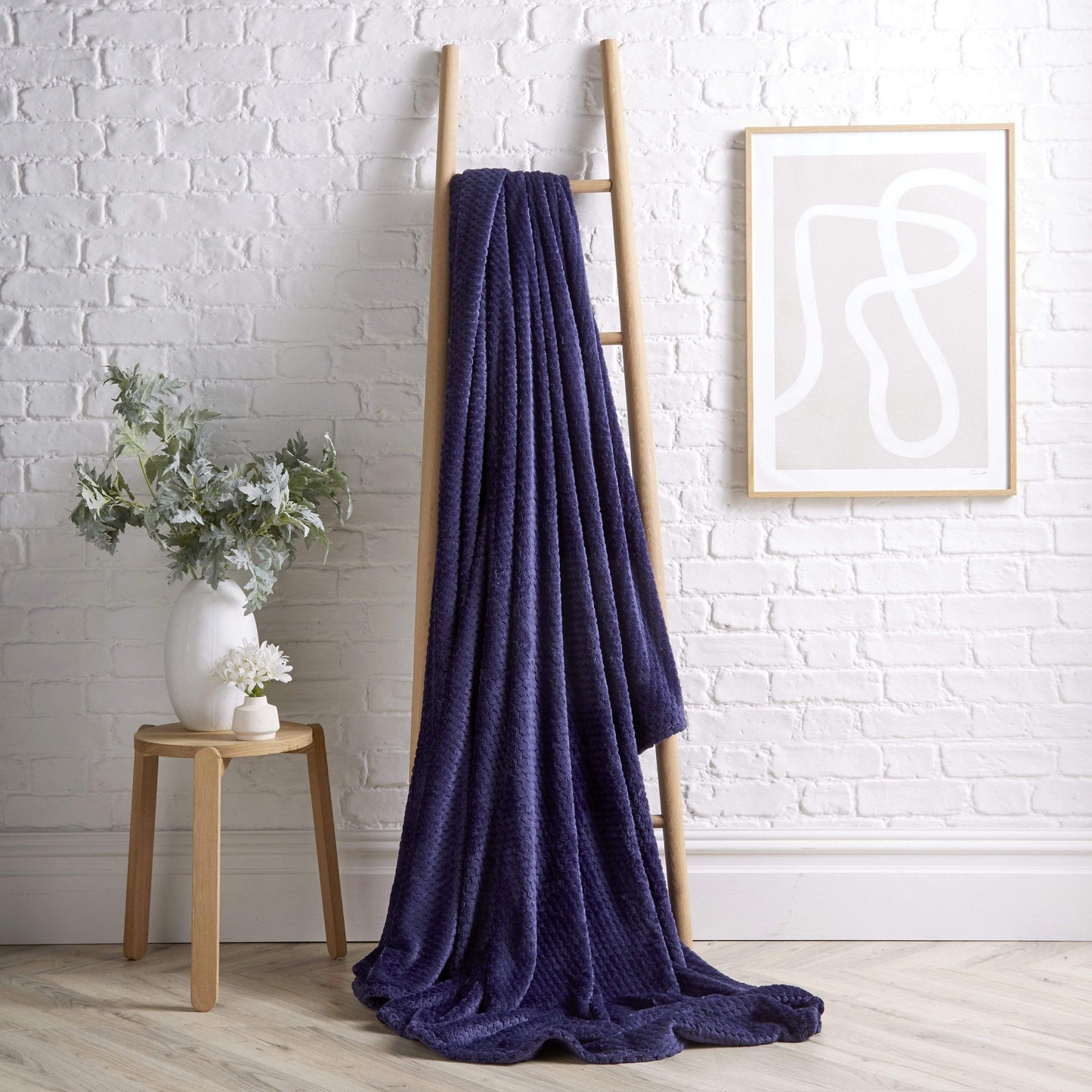 Oversized Chunky Soft Fleece Blanket Cloud Throw Faux Fur Polyester Blend Warm Stylish Home Decor Double King Beds Sofas by OLIVIA ROCCO 150 x 200 cm / NAVY Throw