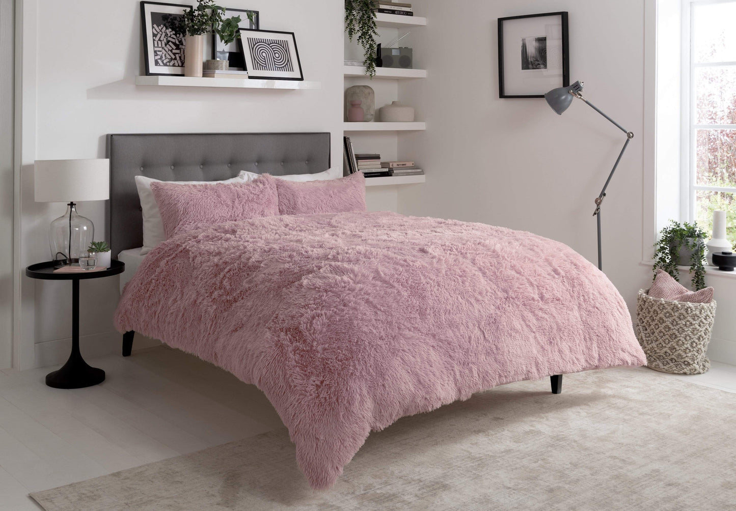 Snuggle & Cuddle Faux Fur Duvet Set for Winter Comfort Extra Soft Bedding with OEKO-TEX Certification Available in Multiple Sizes and Elegant Colours by OLIVIA ROCCO SINGLE / BLUSH PINK Duvet Cover