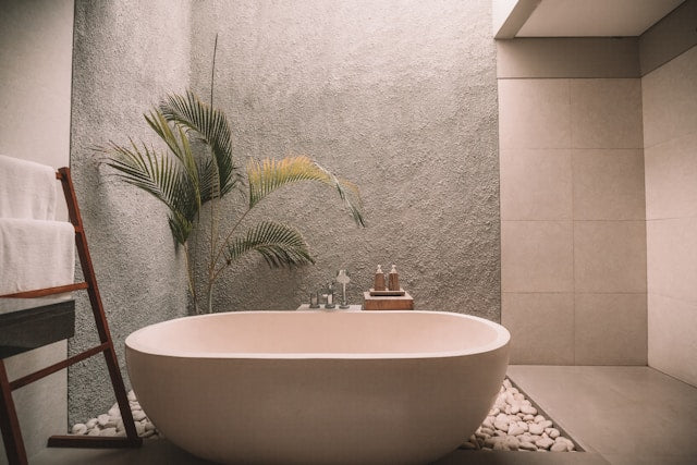 Quick_Bathroom_Makeovers_For_New_Homeowners_OLIVIA_ROCCO_Blog_Post