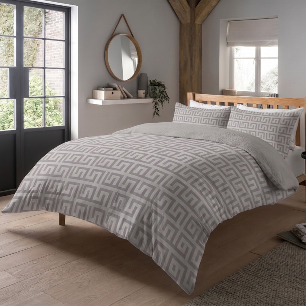OLIVIA ROCCO Milano Teddy Fleece Duvet Cover Set Super Soft Warm Cosy with Pillowcases