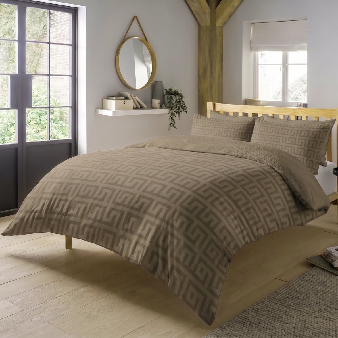 OLIVIA ROCCO Milano Teddy Fleece Duvet Cover Set Super Soft Warm Cosy with Pillowcases