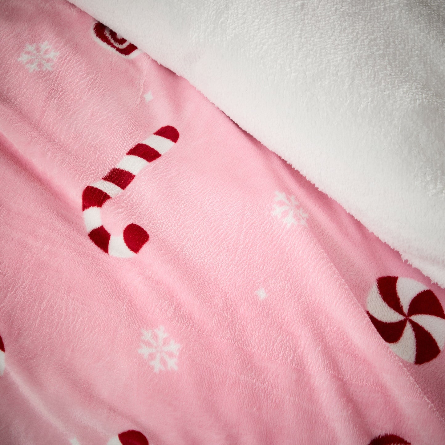 Candy Cane Teddy Fleece Duvet Cover Set Quilt Cover Cosy Bedding with Pillowcases Super Soft Easy Care Bed Linen Sets by Olivia Rocco Duvet Cover