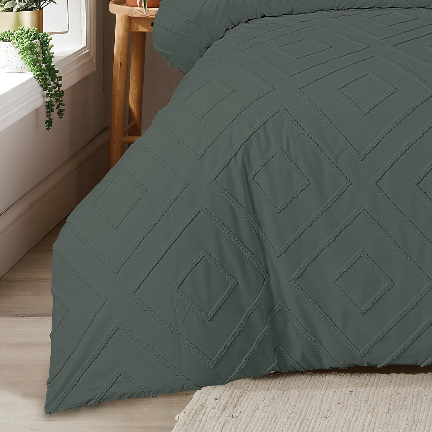 Como Tufted Duvet Cover Set with Pillowcases Grey Natural White Elegant Easy-Care Bedding Single Double King Sizes by OLIVIA ROCCO Duvet Cover