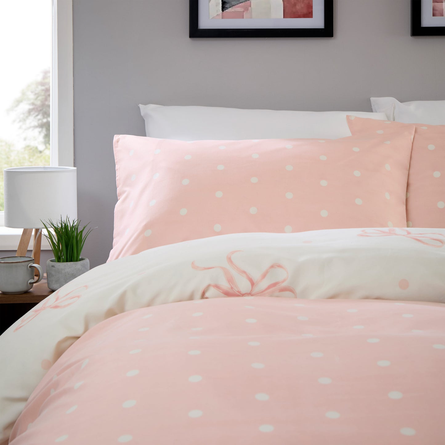 OLIVIA ROCCO Bows Pink Printed Reversible Duvet Cover Set Quilted Polyester Blend with Button Closure Single Double King Size Duvet Cover