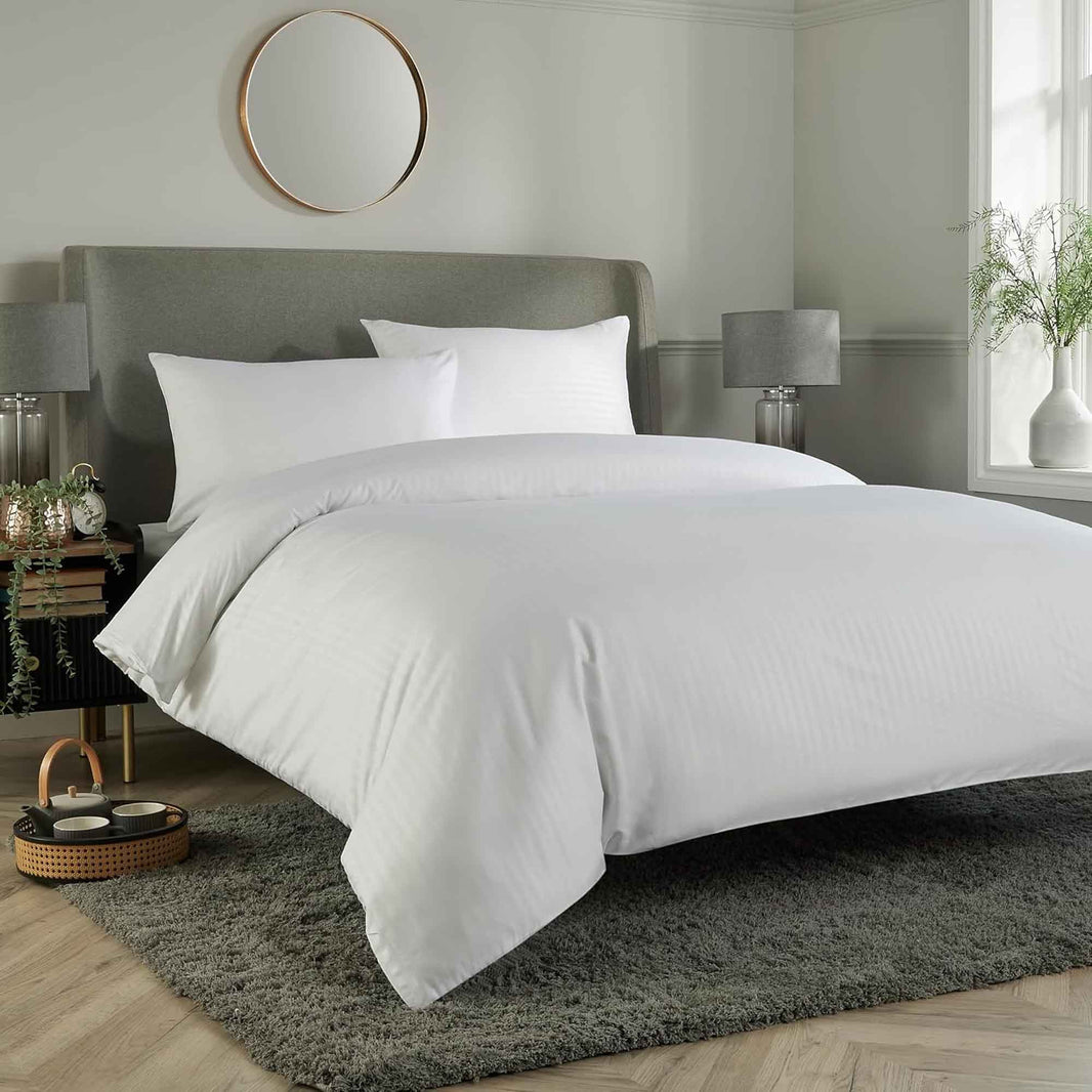Mayfair Stripe Elegant Reversible Satin Duvet Cover Set with Comforter Multiple Sizes & Colours Luxurious Bedding Collection by OLIVIA ROCCO SINGLE / WHITE Duvet Cover