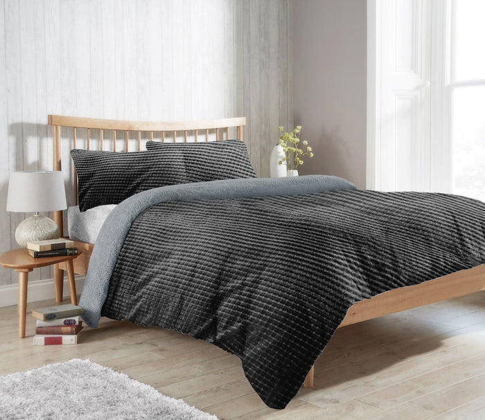 Maine Check Super Soft Fluffy Fleece Duvet Cover Set with Pillowcases Reversible Bedding for Winter Warmth in Black Grey by OLIVIA ROCCO SINGLE / GREY Duvet Cover