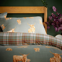 OLIVIA ROCCO Highland Cow Sage Printed Reversible Duvet Cover Set Quilted Polyester Blend with Button Closure Single Double King Size Duvet Cover