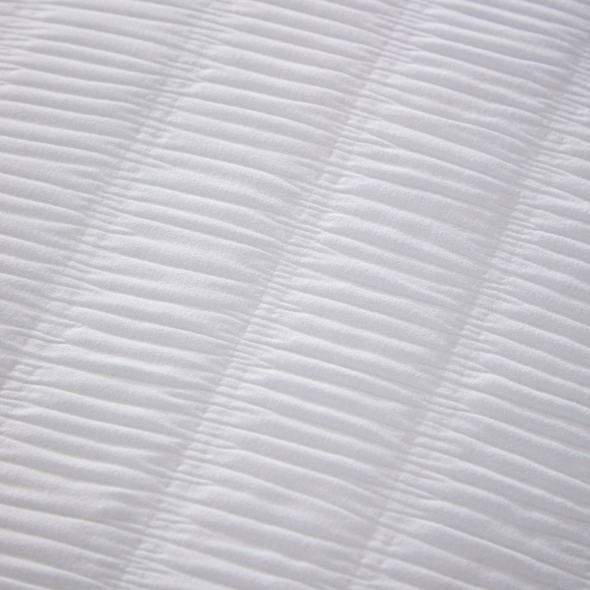 Belgravia White Cotton Rich Duvet Cover Set with Pillowcases Soft Easy Care Modern Quilt Bedding Bed Linen Set by OLIVIA ROCCO Duvet Cover