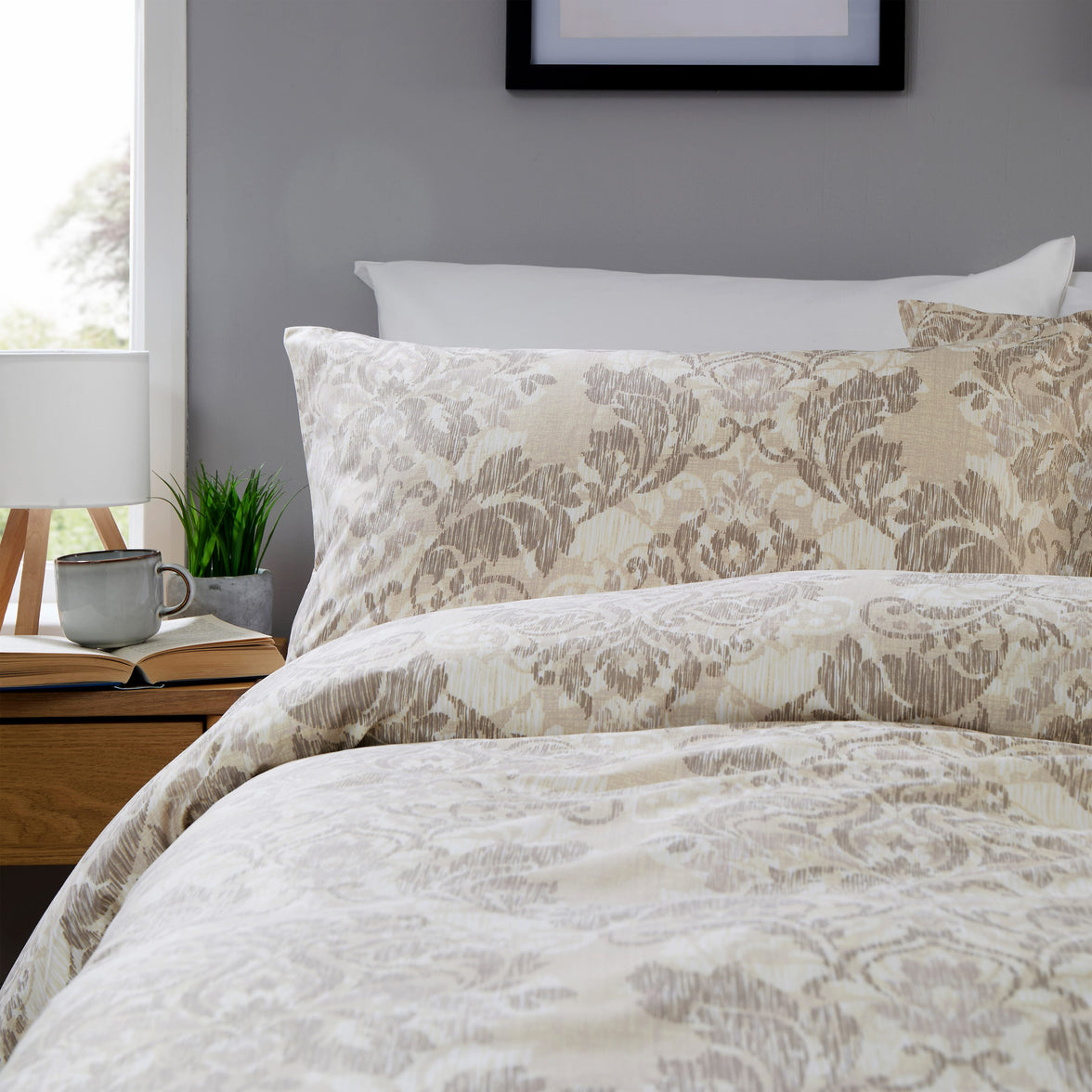 OLIVIA ROCCO Regal Damask Natural Brown Printed Reversible Duvet Cover Set Quilted Microfibre Blend with Button Closure Single Double King Size Duvet Cover