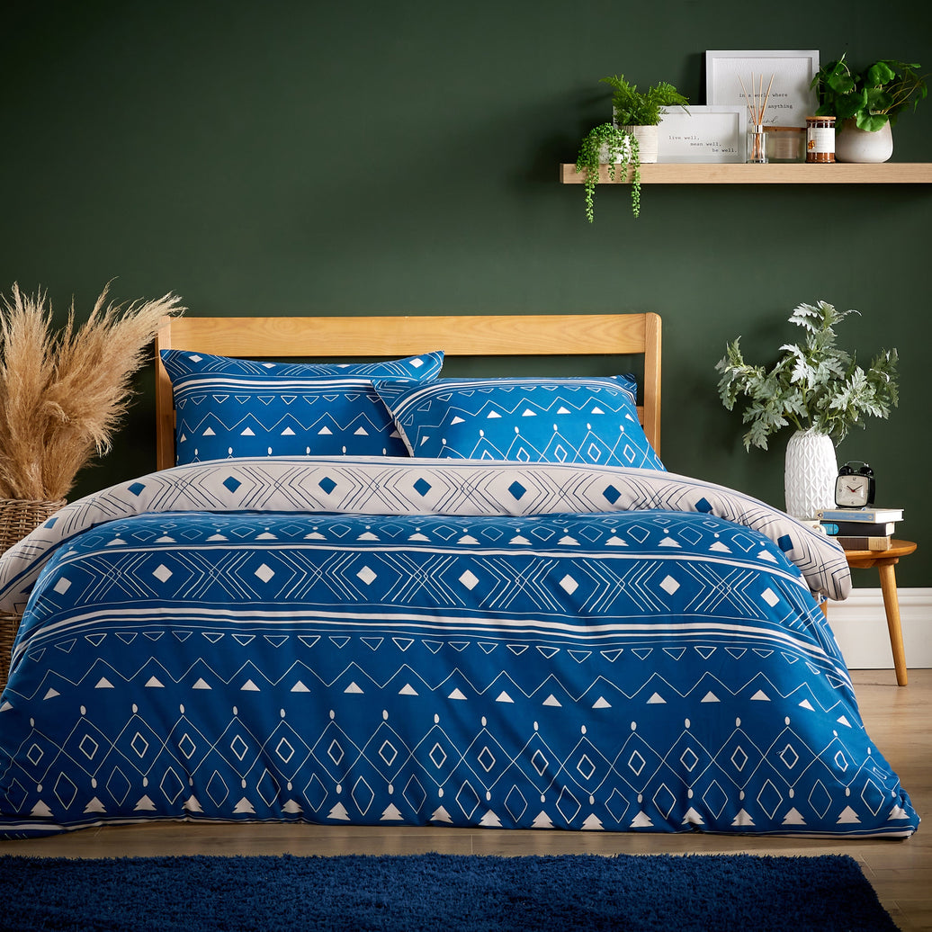 Oslo Sapphire Super Soft Flannel Duvet Cover Set with Pillowcases Warm & Cosy Quilt Bedding in Multiple Sizes Available by OLIVIA ROCCO SINGLE / OSLO SAPPHIRE Duvet Cover