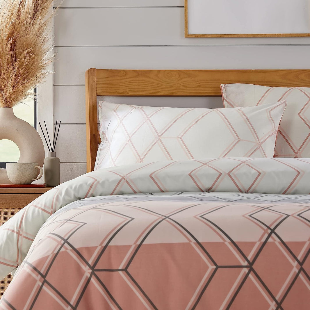 Havanna Geo Reversible Luxury Cotton Blend Duvet Cover Set with Pillowcases in Pink and Teal Single Double King by OLIVIA ROCCO Duvet Cover