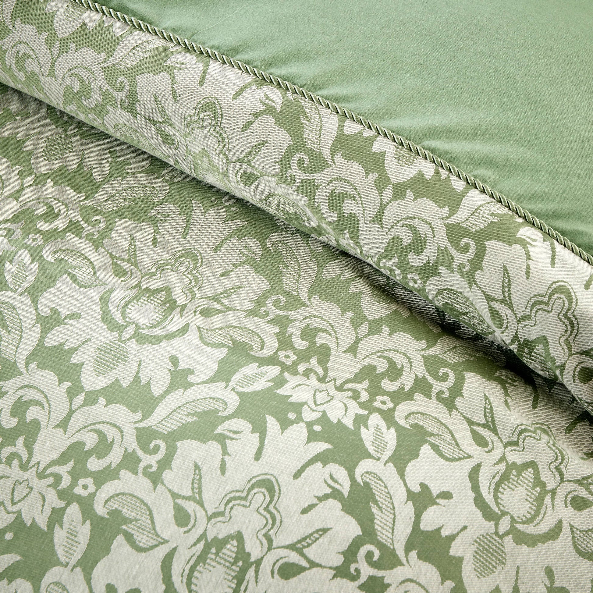 OLIVIA ROCCO Sage Green Savoy Jacquard Duvet Cover Set Quilted Bedding Covers with Pillowcases Luxurious Soft Durable Damask Pattern Quilt Bed Sets Duvet Cover