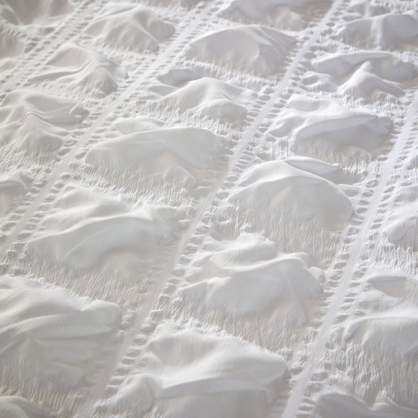 Soho White Cotton Rich Duvet Cover Set with Pillowcases Quilted Super Soft Easy Care Bedding Bed Linen Set by OLIVIA ROCCO Duvet Cover
