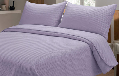 Capri Bedspread Set