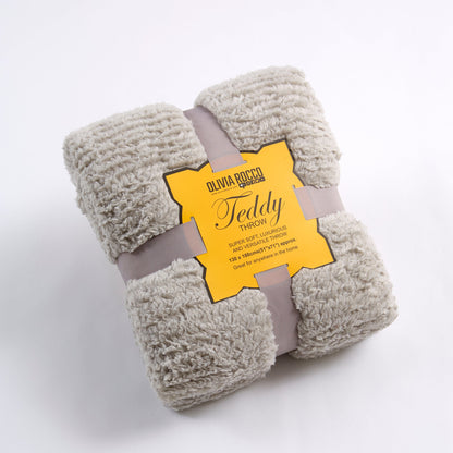 Fluffy Huggable Teddy Throw, Cosy & Snug Blanket 130 x 180 cm / SILVER OLIVIA ROCCO Throw