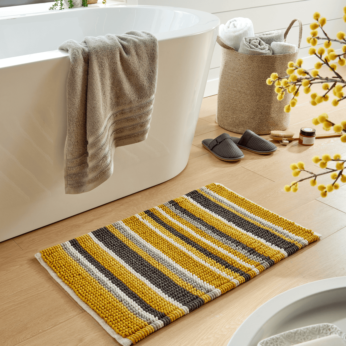 Padstow Super Soft Absorbent Stripe Bathmat 50 x 80 cm Quick-Drying Anti-Slip Durable Bathroom Accessory by OLIVIA ROCCO Bath Mat