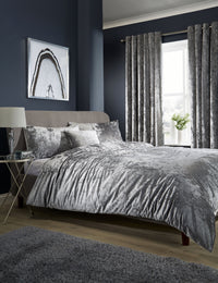 Crushed Velvet Duvet Cover Set with Pillowcases Double King Super King OEKO-TEX Certified Premium Elegant Bedding by OLIVIA ROCCO DOUBLE / SILVER Duvet Cover