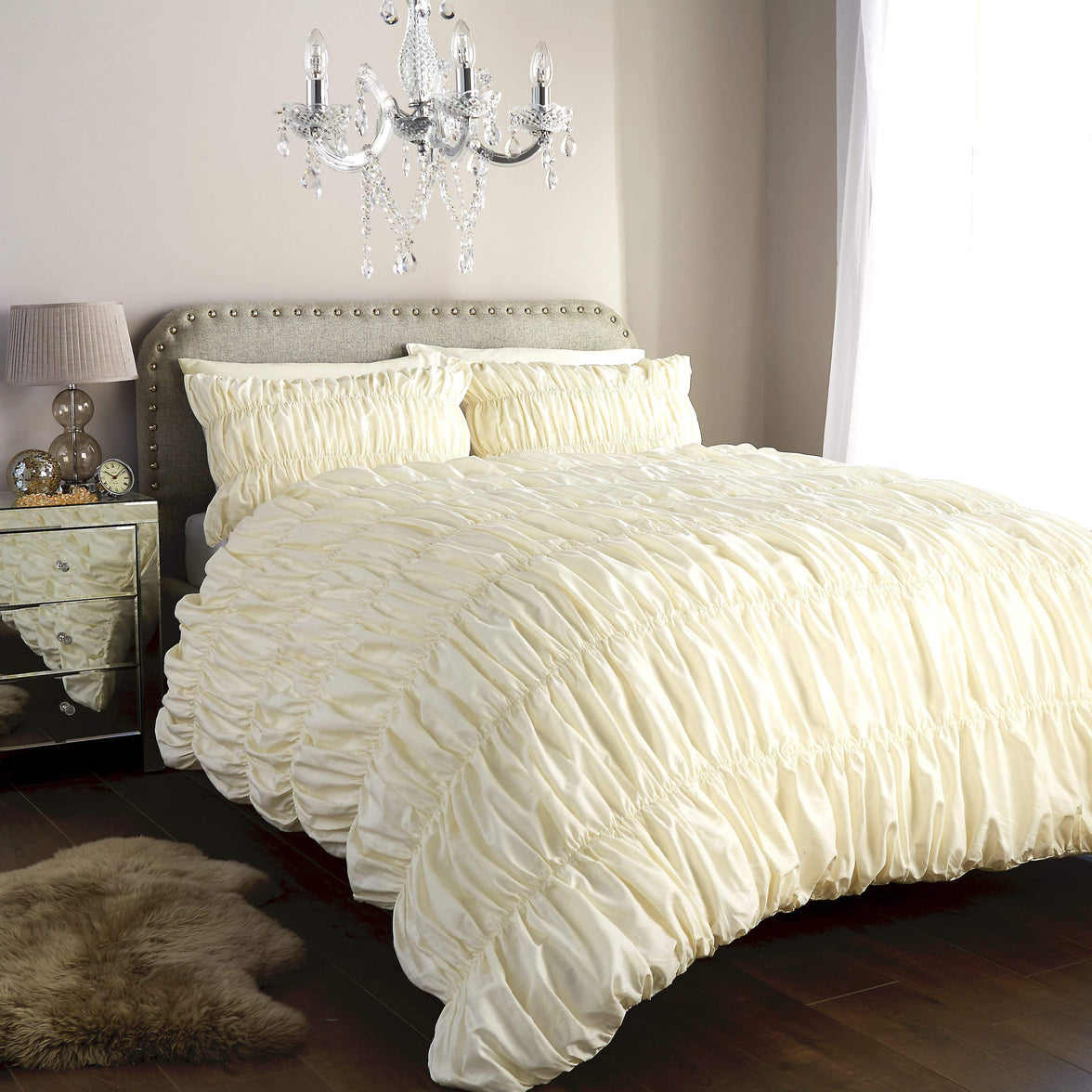 Ruched Ruffles Cotton Rich Luxurious Duvet Set Elegant Bedroom Décor Comfortable Bedding Multiple Sizes and Colours OEKO-TEX Certified by OLIVIA ROCCO KING / CREAM Duvet Cover
