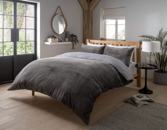 Ribbed Fleece Reversible and Plush Teddy Duvet Set for Cosy Winter Nights Multiple Sizes & Elegant Colours OEKO-TEX Certified by OLIVIA ROCCO SINGLE / CHARCOAL Duvet Cover