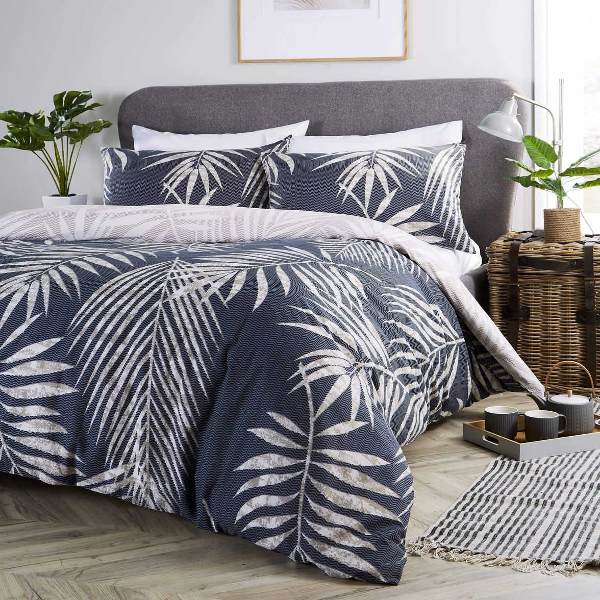 Tropical Leaf Reversible Luxurious Duvet Set Soft Cotton Rich Bedding in Single Double King Sizes with Premium Vibrant Botanical Designs by OLIVIA ROCCO SINGLE / NAVY Duvet Cover