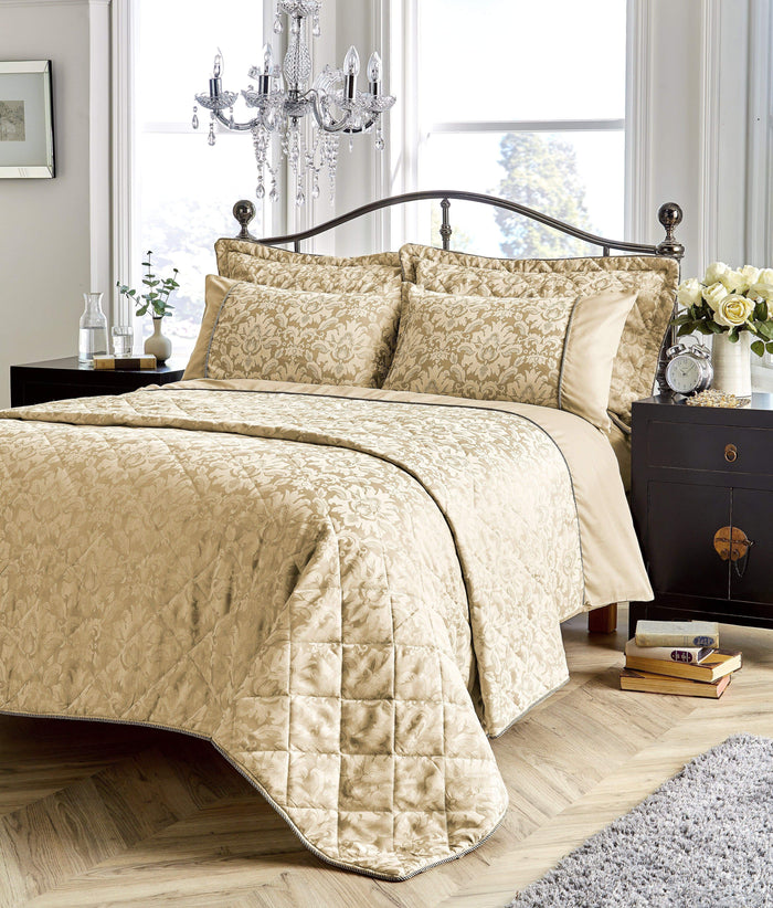 Savoy Luxurious Hand Woven Jacquard Cotton Quilt Cover Duvet Sets OEKO-TEX Certified High-Quality Bedding Multiple Sizes and Colours by OLIVIA ROCCO SINGLE / GOLD Duvet Cover