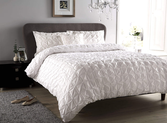 Seville Luxury Cotton-Rich Duvet Set with Handmade Pintuck Detailing Super Soft Bedding for All Sizes by OLIVIA ROCCO SINGLE / WHITE Duvet Cover