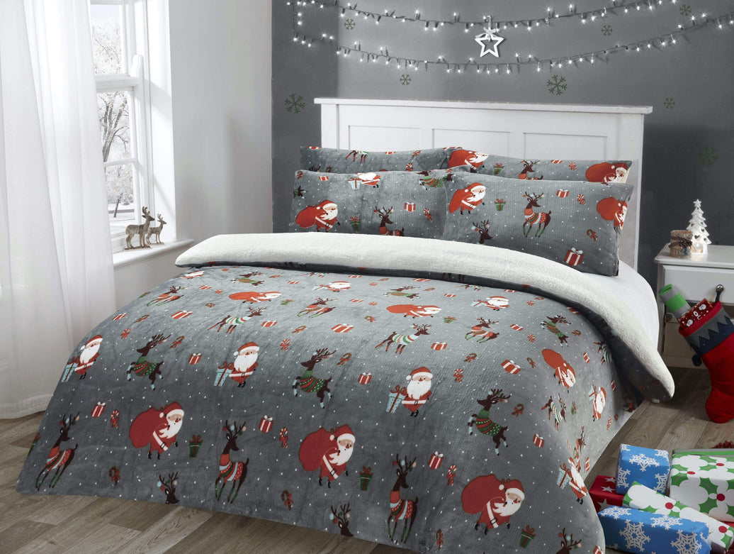 Santa Christmas Presents Reversible Teddy Fleece Duvet Cover Set Luxurious Faux Fur Bedding, Warm and Cozy Holiday Comfort OEKO-TEX Certified by OLIVIA ROCCO SINGLE Duvet Cover