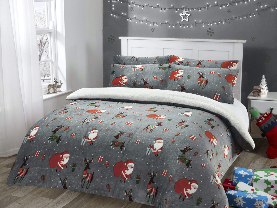Santa Christmas Presents Reversible Teddy Fleece Duvet Cover Set Luxurious Faux Fur Bedding, Warm and Cozy Holiday Comfort OEKO-TEX Certified by OLIVIA ROCCO SINGLE Duvet Cover