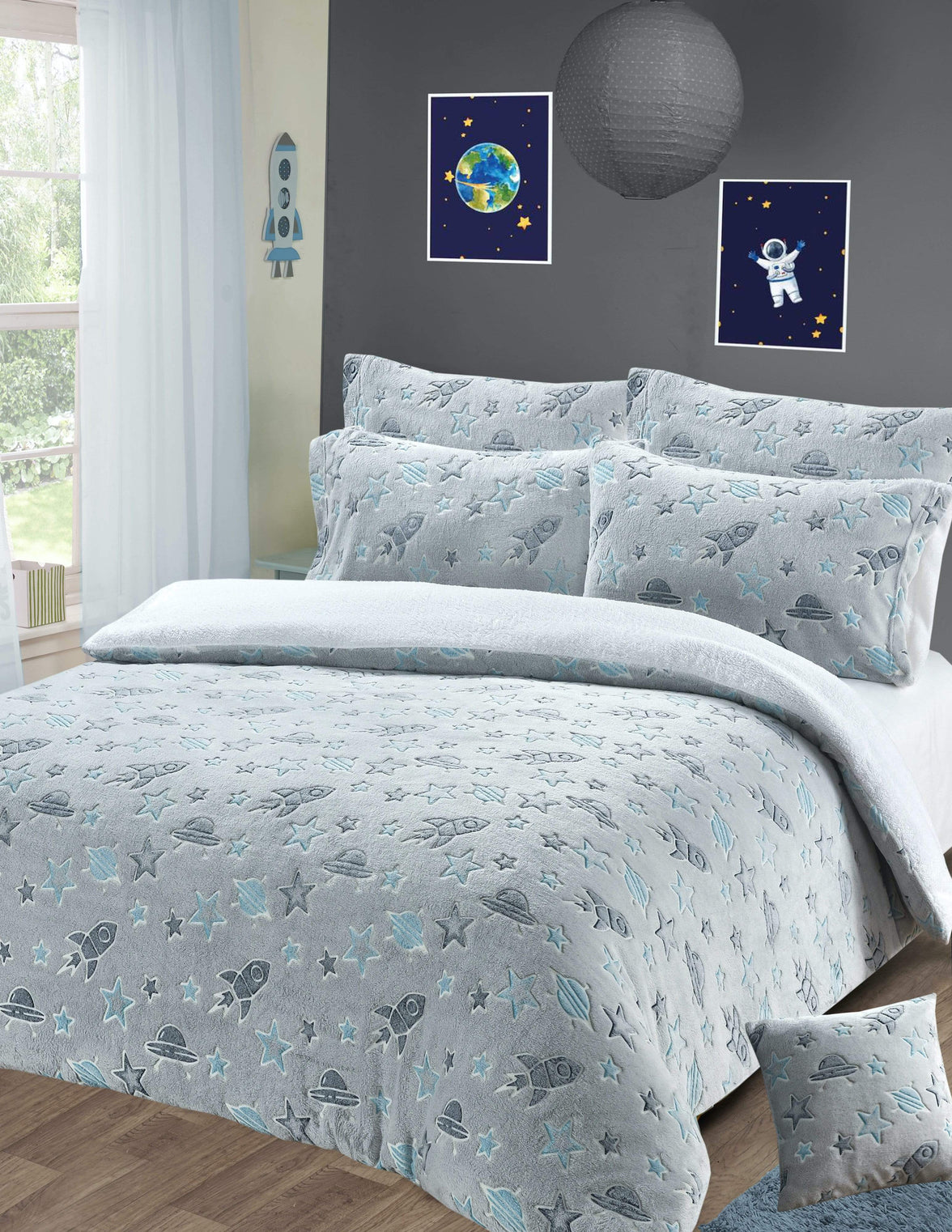 Outer Space Glow In The Dark Astronaut and Rocket Teddy Fleece Duvet Set for Children, OEKO-TEX Certified Bedding Perfect for Winter by OLIVIA ROCCO SINGLE Duvet Cover