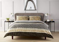 Safari Print Cotton Rich Duvet Set with Wildlife Jungle Design Bedding in Single Double King Super King Sizes by OLIVIA ROCCO SINGLE Duvet Cover