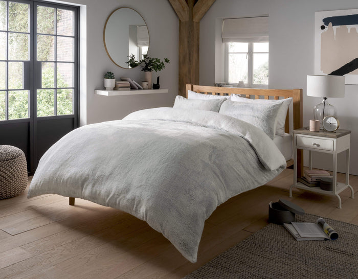 Shimmer Teddy Fleece Reversible Duvet Set with Glitter Design Luxurious Ultra Soft and Warm Bedding Available in Single, Double, King Sizes by OLIVIA ROCCO SINGLE Duvet Cover