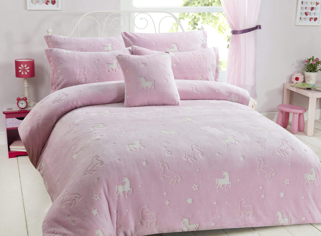 Unicorn Glow in the Dark Teddy Fleece Duvet Set for Kids Girls Magical Bedtime Bedding Warm and Cosy OEKO-TEX Certified Pink by OLIVIA ROCCO SINGLE Duvet Cover