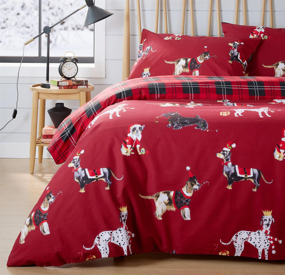 Festive Christmas Dogs Reversible Duvet Cover Set Cotton Rich OEKO-TEX Certified Bedding in Single Double King Sizes by OLIVIA ROCCO SINGLE / RED Duvet Cover
