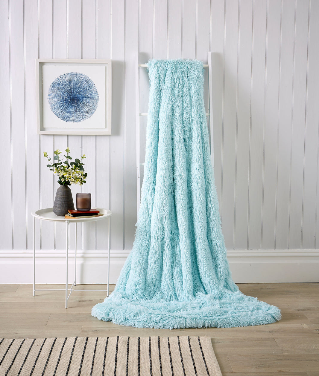 Oversized Chunky Soft Fleece Blanket Fluffy Faux Fur Throw Blanket for Bed and Sofa in Calming Colours by OLIVIA ROCCO 150 x 200 cm / DUCKEGG Throw