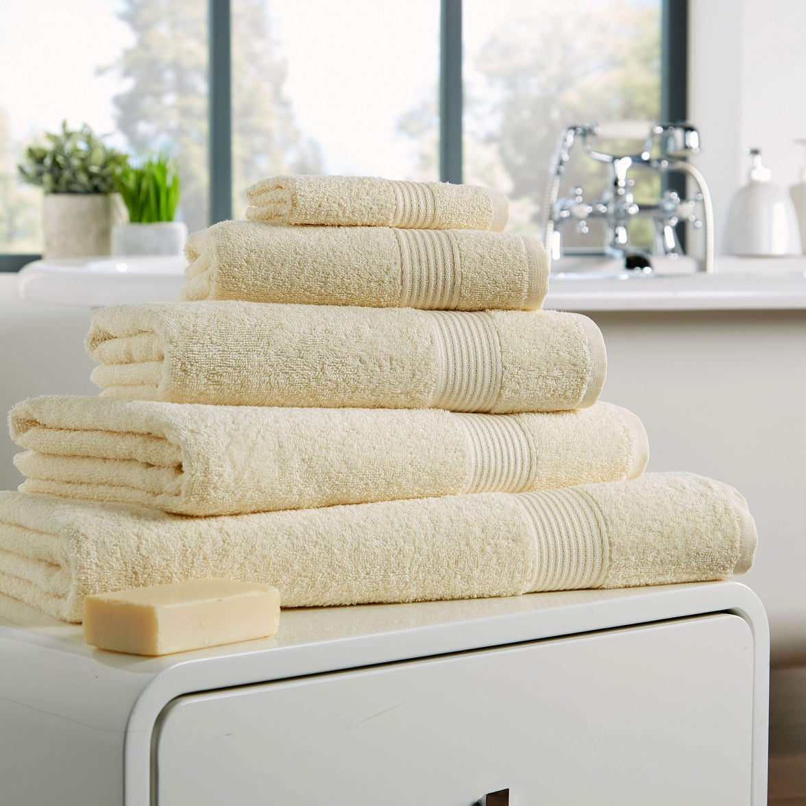 Home Collection Luxurious 500GSM Egyptian Cotton Towels High Absorbency Soft Durable OEKO-TEX Certified Various Sizes Elegant Colours by OLIVIA ROCCO Towels