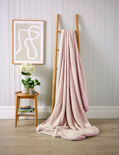 Fluffy Huggable Teddy Throw, Cosy & Snug Blanket OLIVIA ROCCO Throw