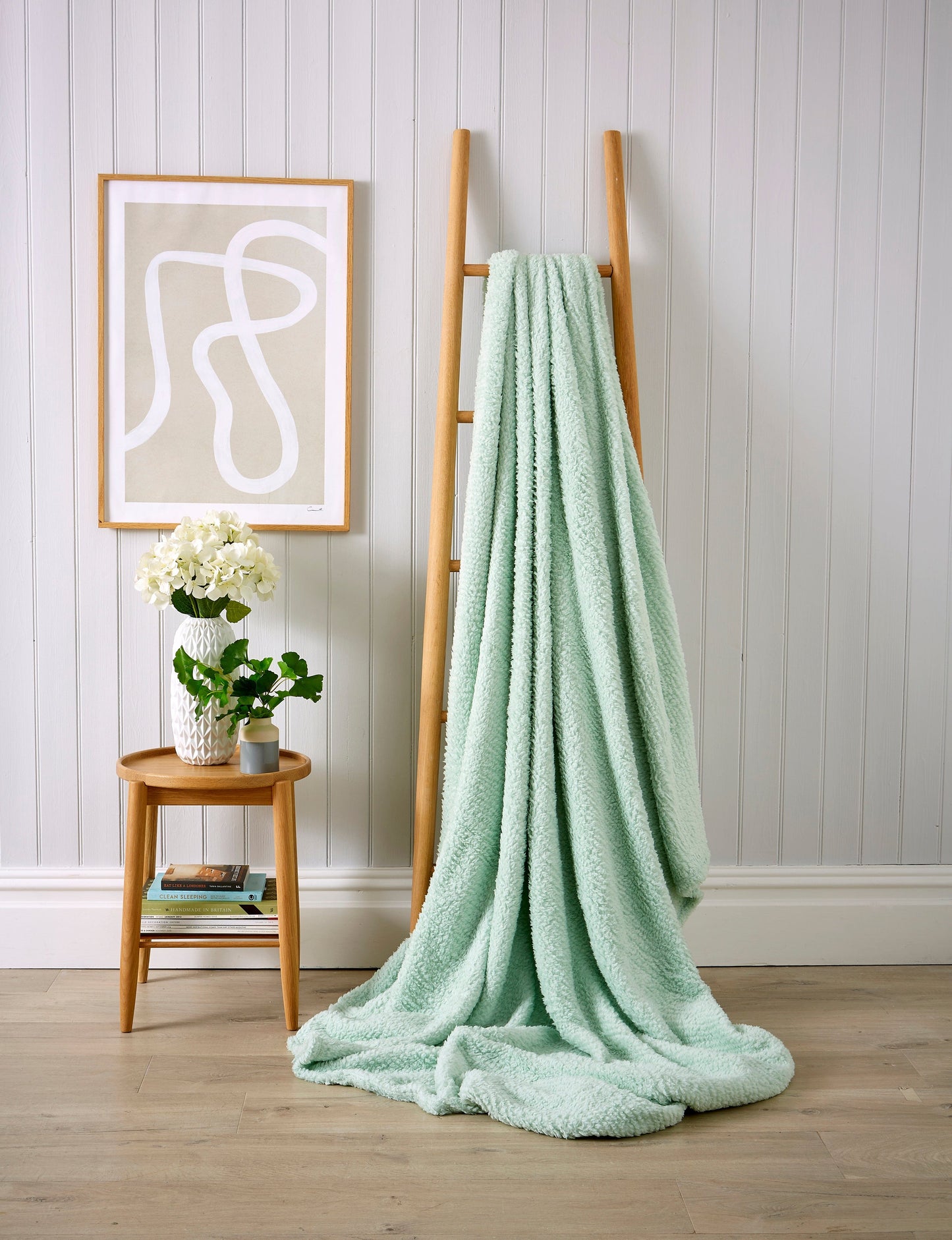 Fluffy Huggable Teddy Throw, Cosy & Snug Blanket OLIVIA ROCCO Throw