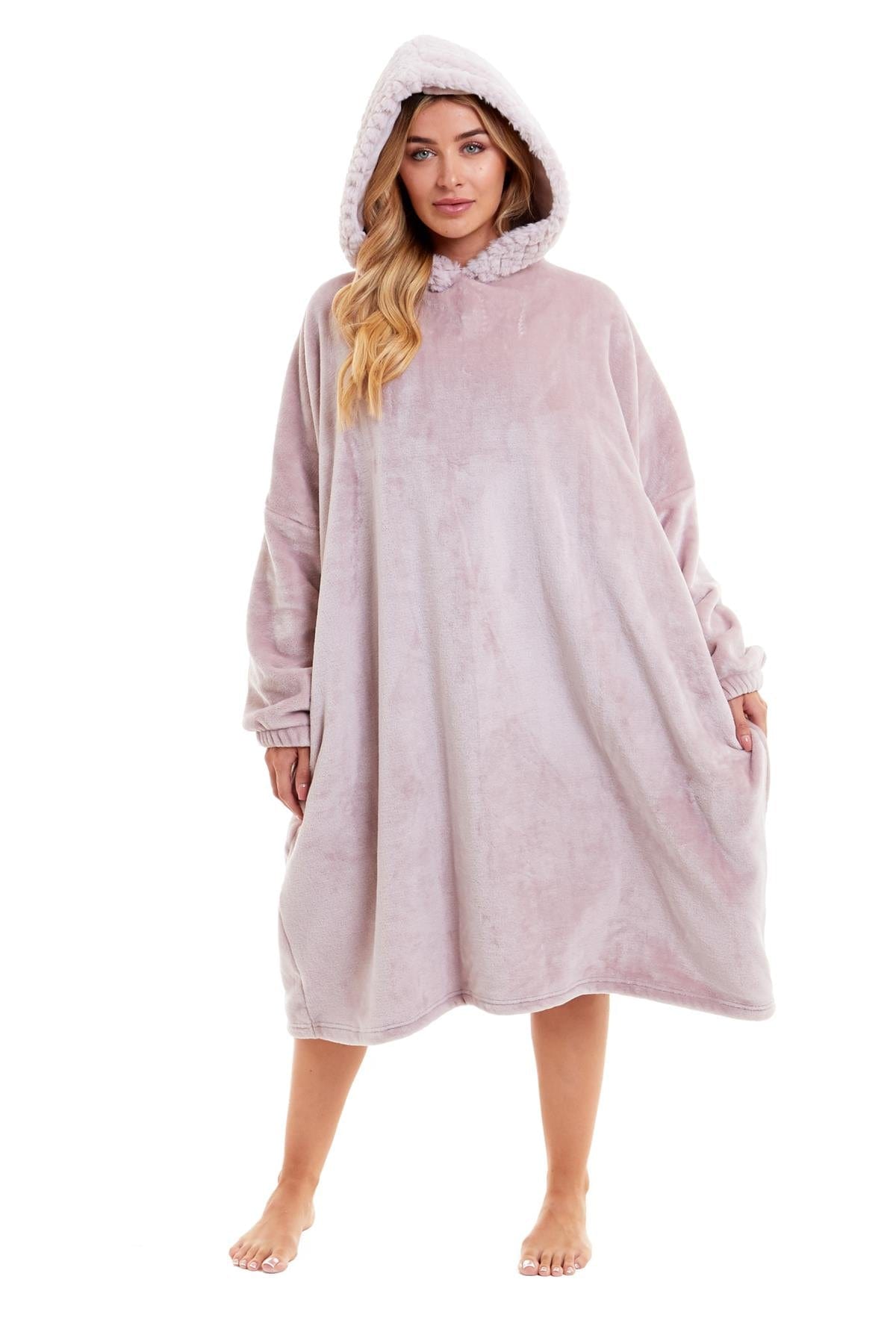 Women's Plush Hooded Poncho Blanket Oversized Thermal Hoodie Top Long Length Daisy Dreamer Dressing Gown