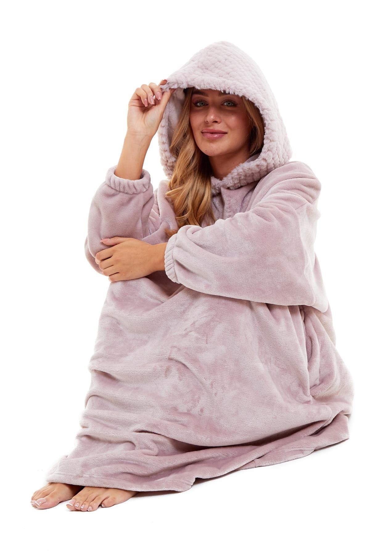 Women's Plush Hooded Poncho Blanket, Oversized Flannel Fleece Hoodie Top Daisy Dreamer Dressing Gown
