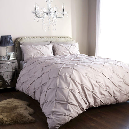 Pintuck Duvet Set SINGLE / SILVER OLIVIA ROCCO Duvet Cover
