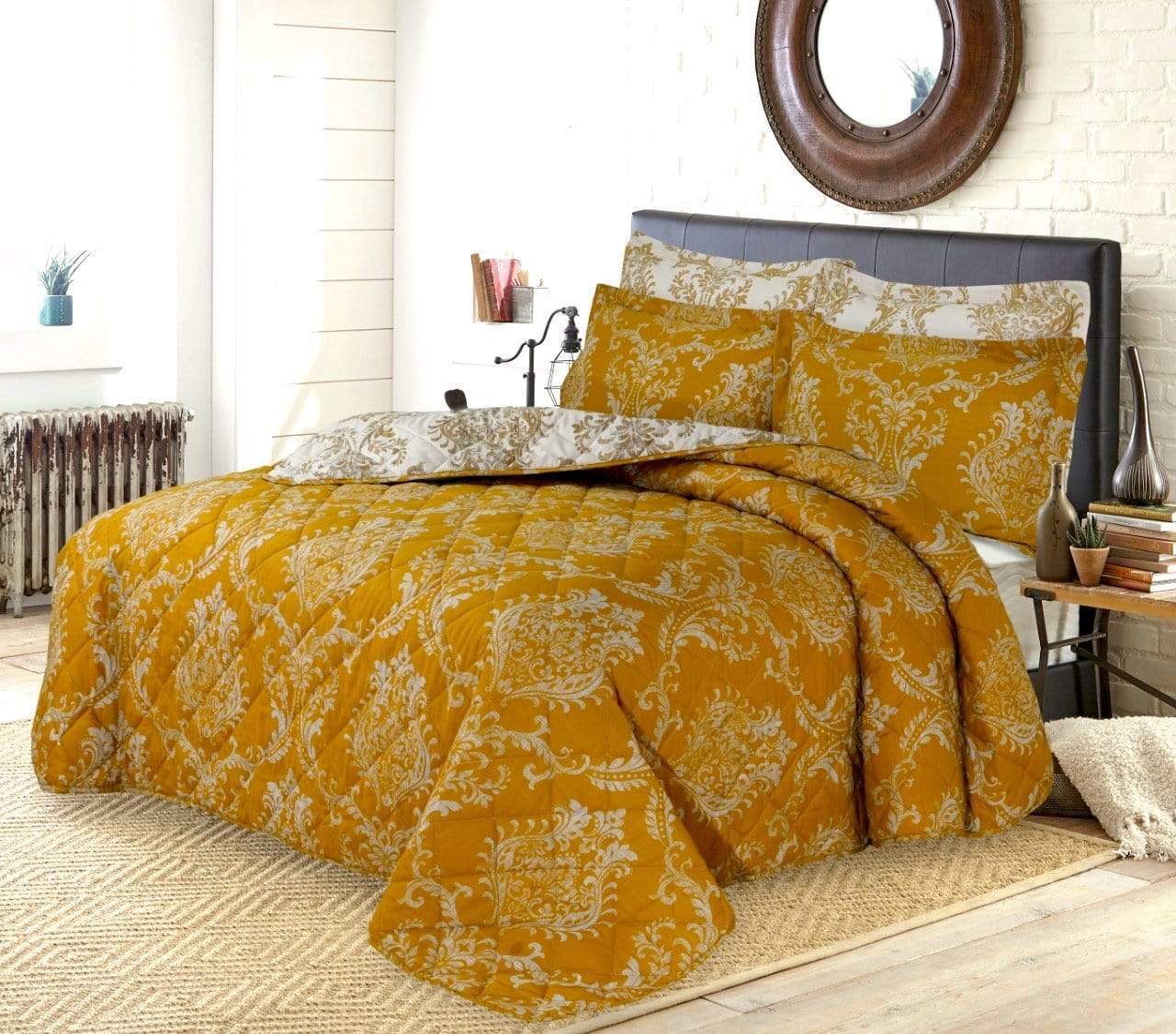 Royal Damask Collection BEDSPREAD / GOLD OLIVIA ROCCO Duvet Cover